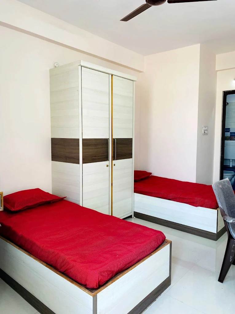 K1 Homes photo 2