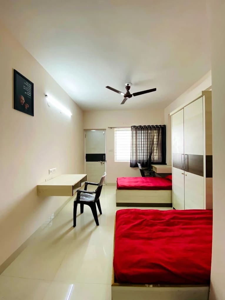 K1 Homes photo 8