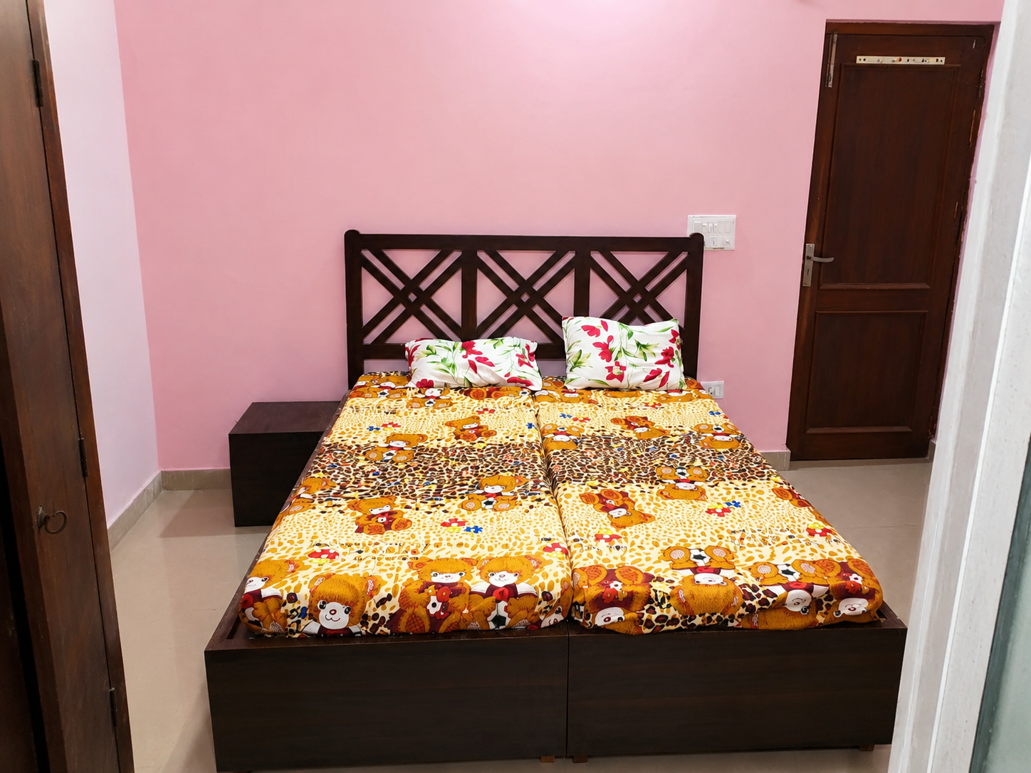 Yash Home PG