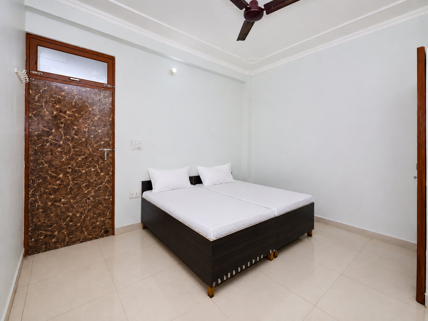 Yash Home PG photo 6
