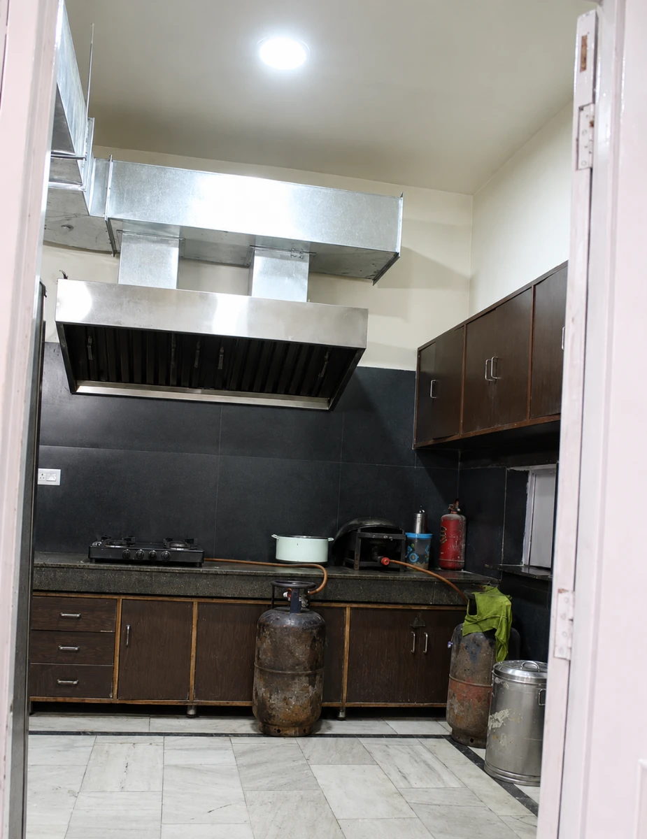 Mens and Boys PG Hostel