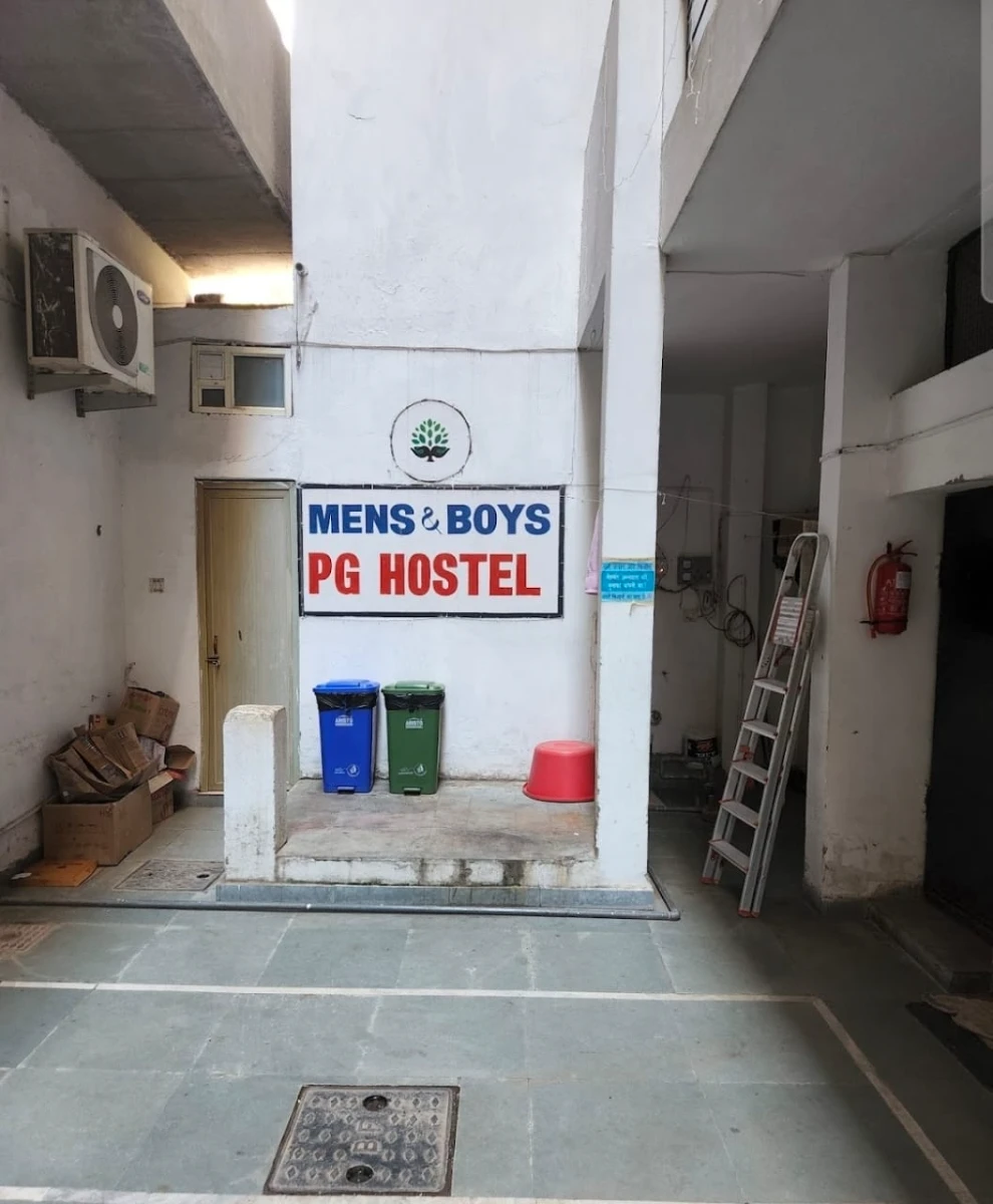 Mens and Boys PG Hostel photo 6