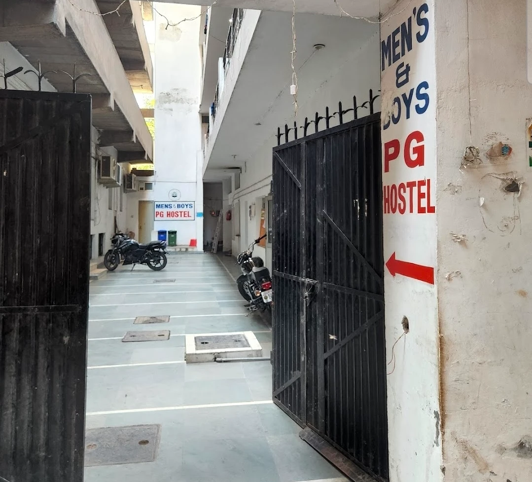 Mens and Boys PG Hostel photo 4
