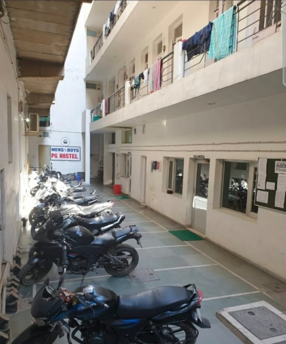 Mens and Boys PG Hostel photo 7
