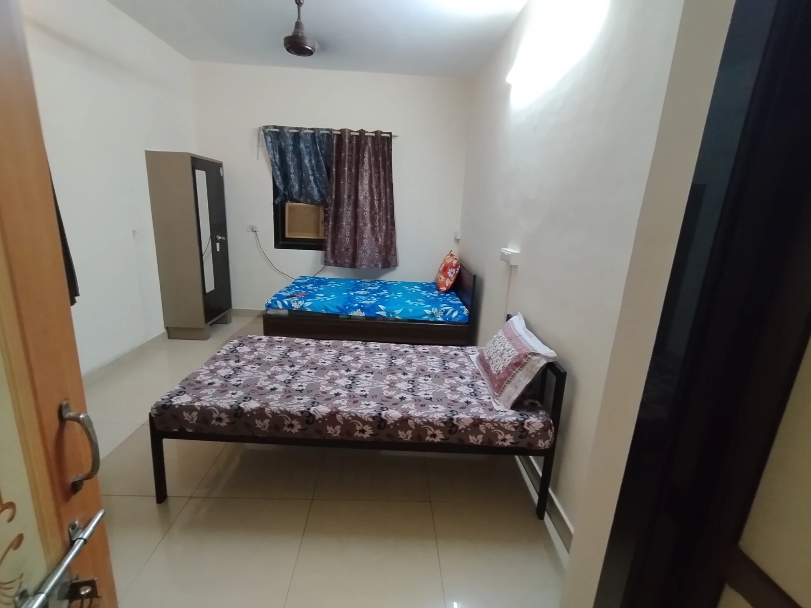 TRK Hostel Nerul photo 2