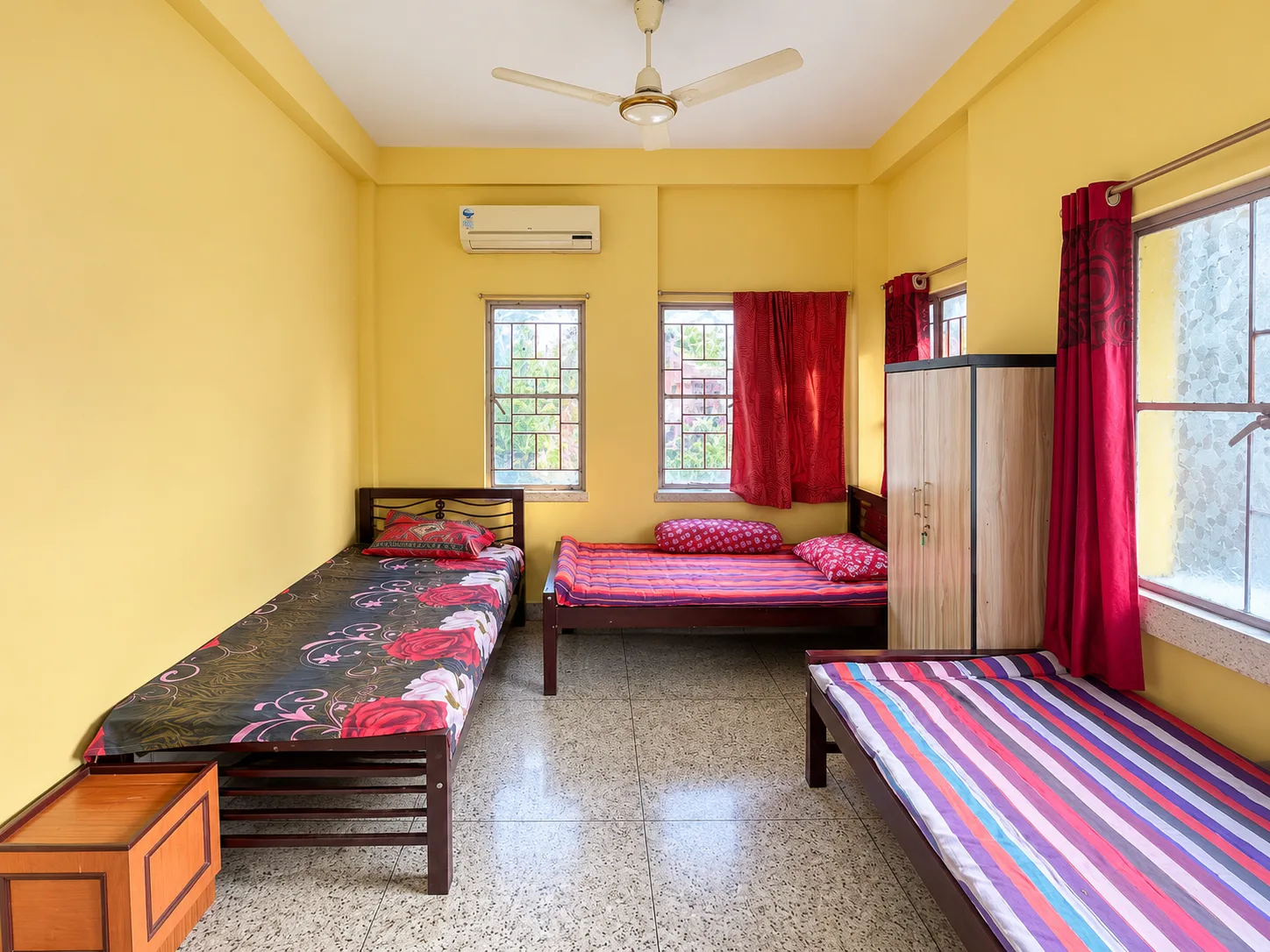 Bhaiya Girls PG photo 5