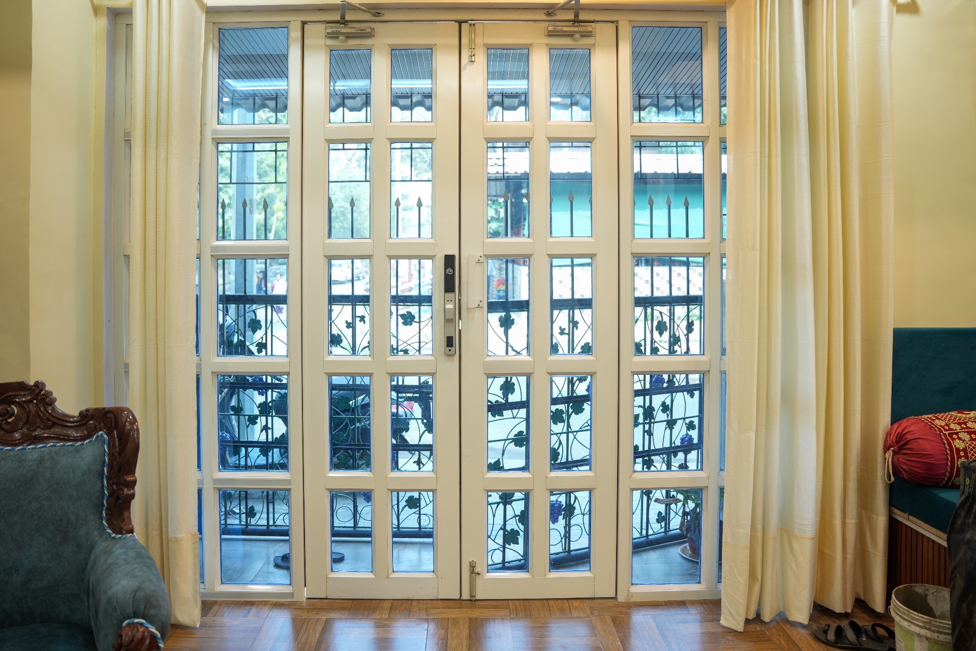Pearls Haven- Elegant Living photo 3