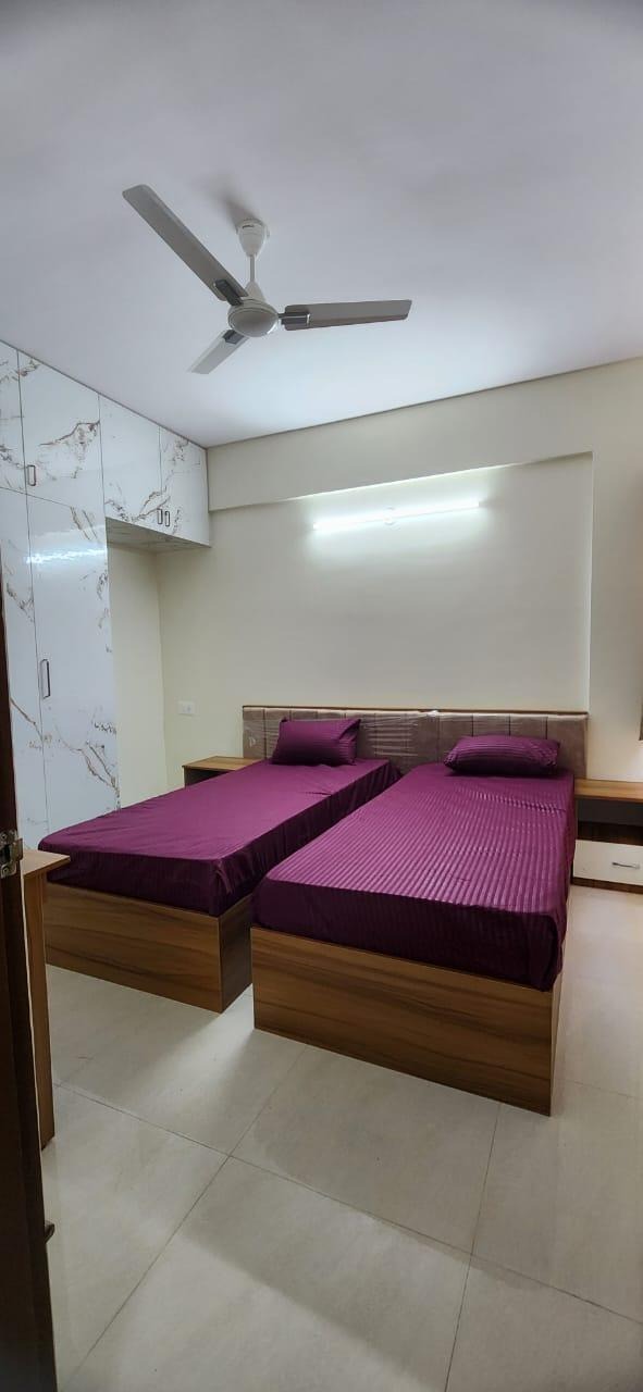 Surya Royal Platinum Luxury Flats Co Live photo 6