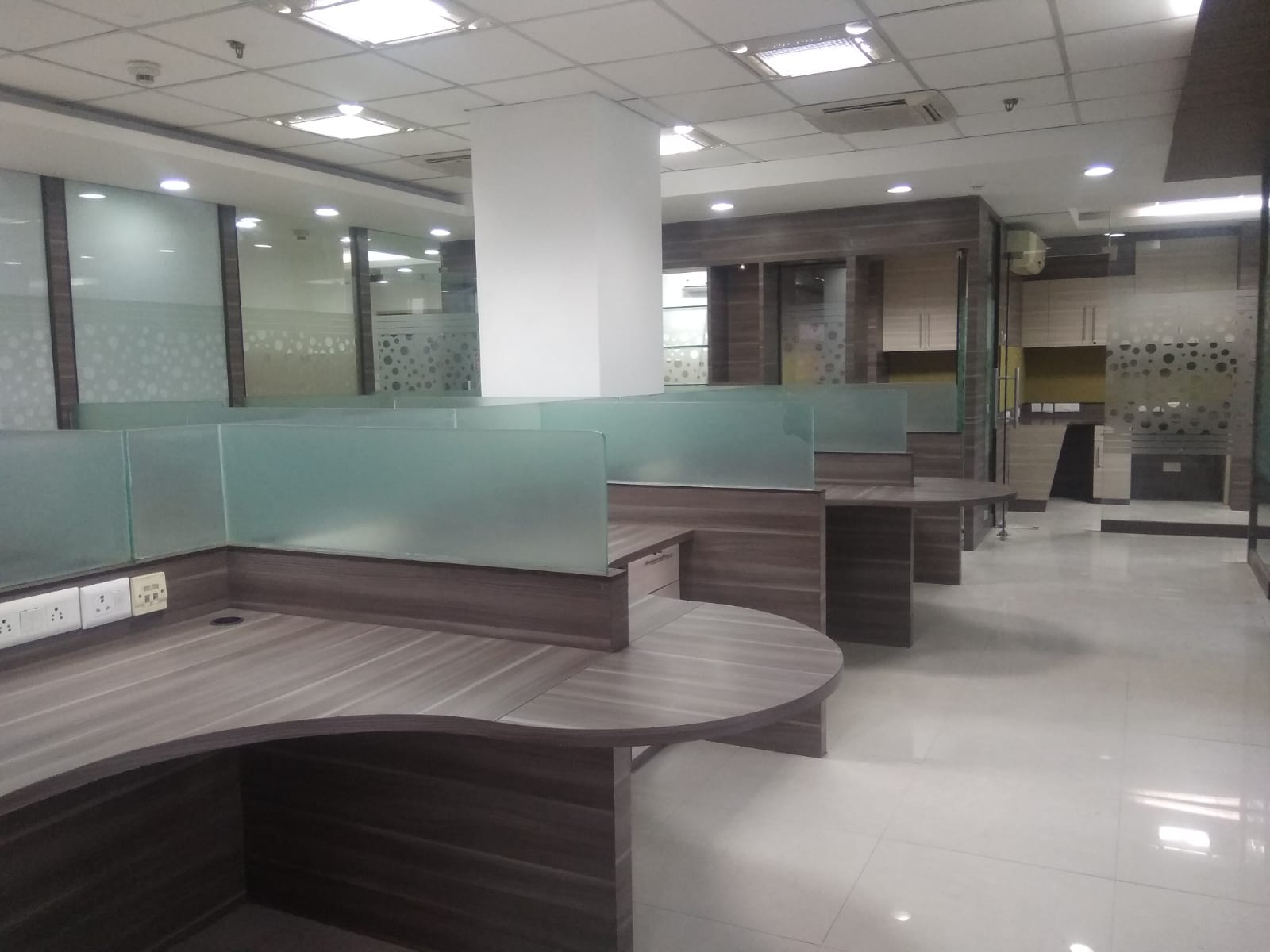 Himalaya House Commercial Flat photo 4