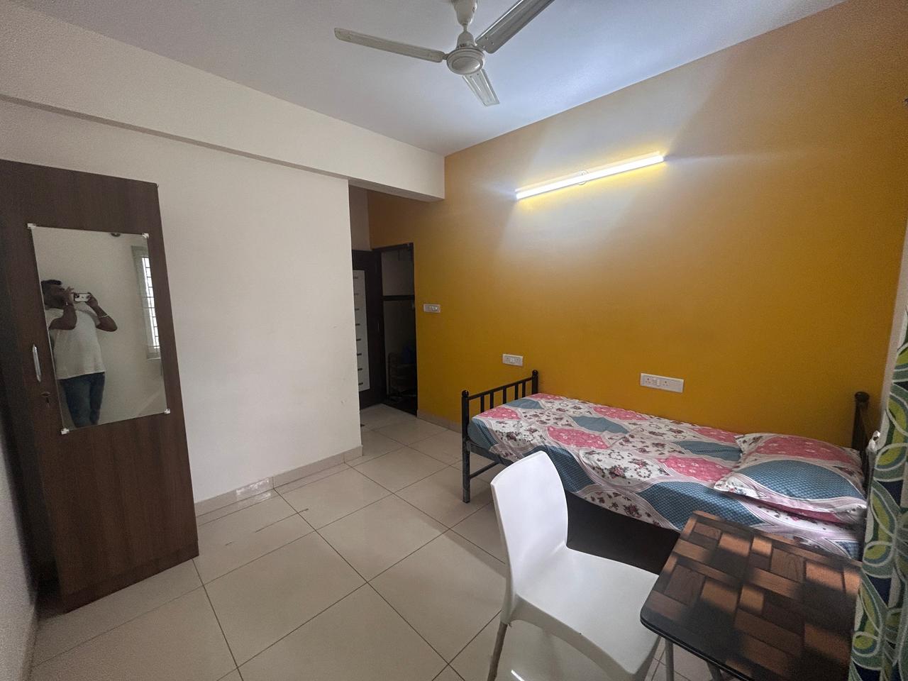 Vilaasa PG For Men Electronic City photo 8
