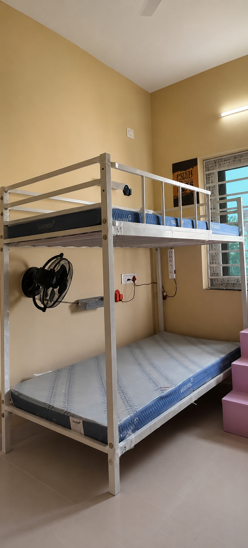 Kiki hostel