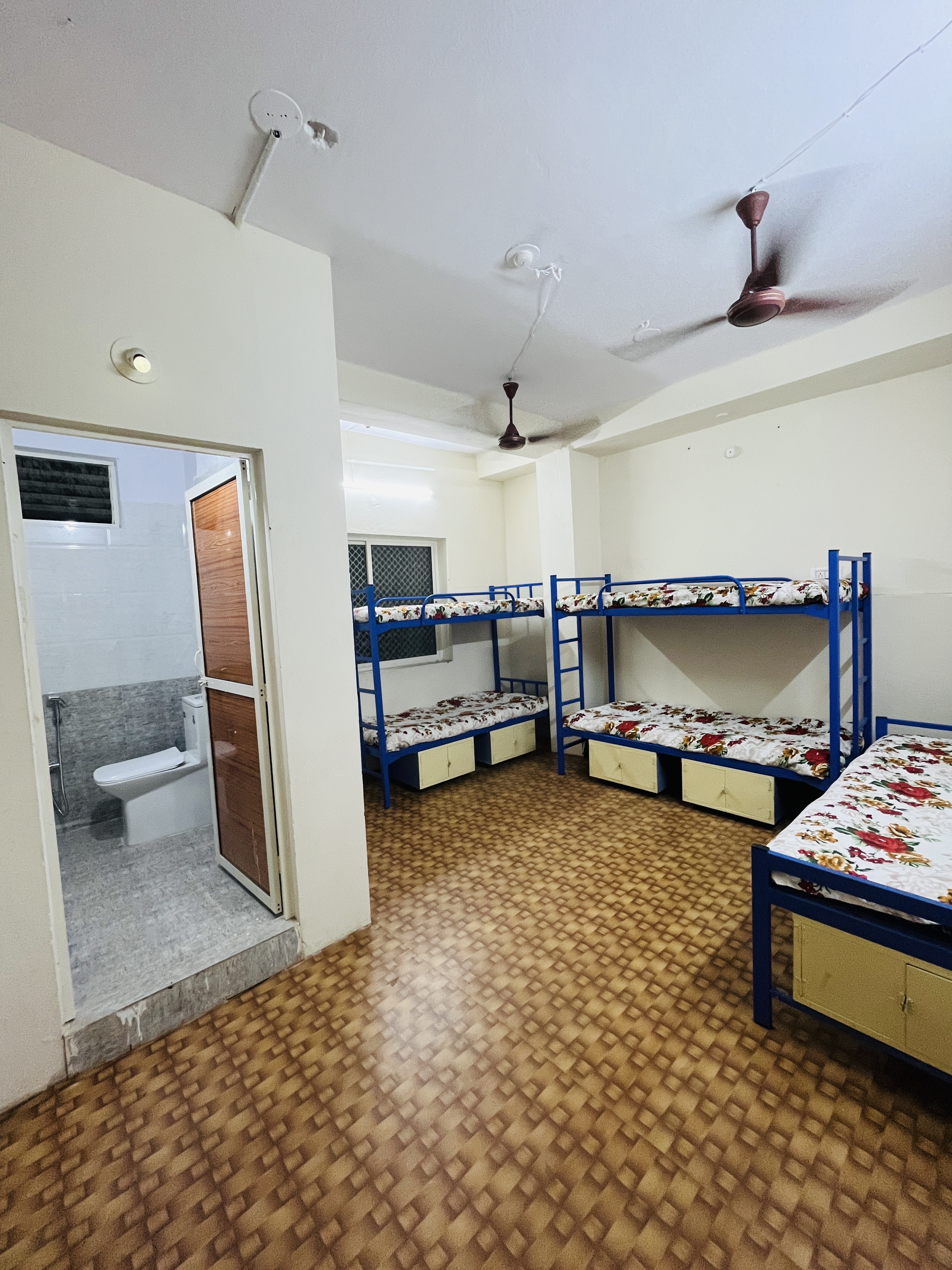 Best Men's Hostel photo 3