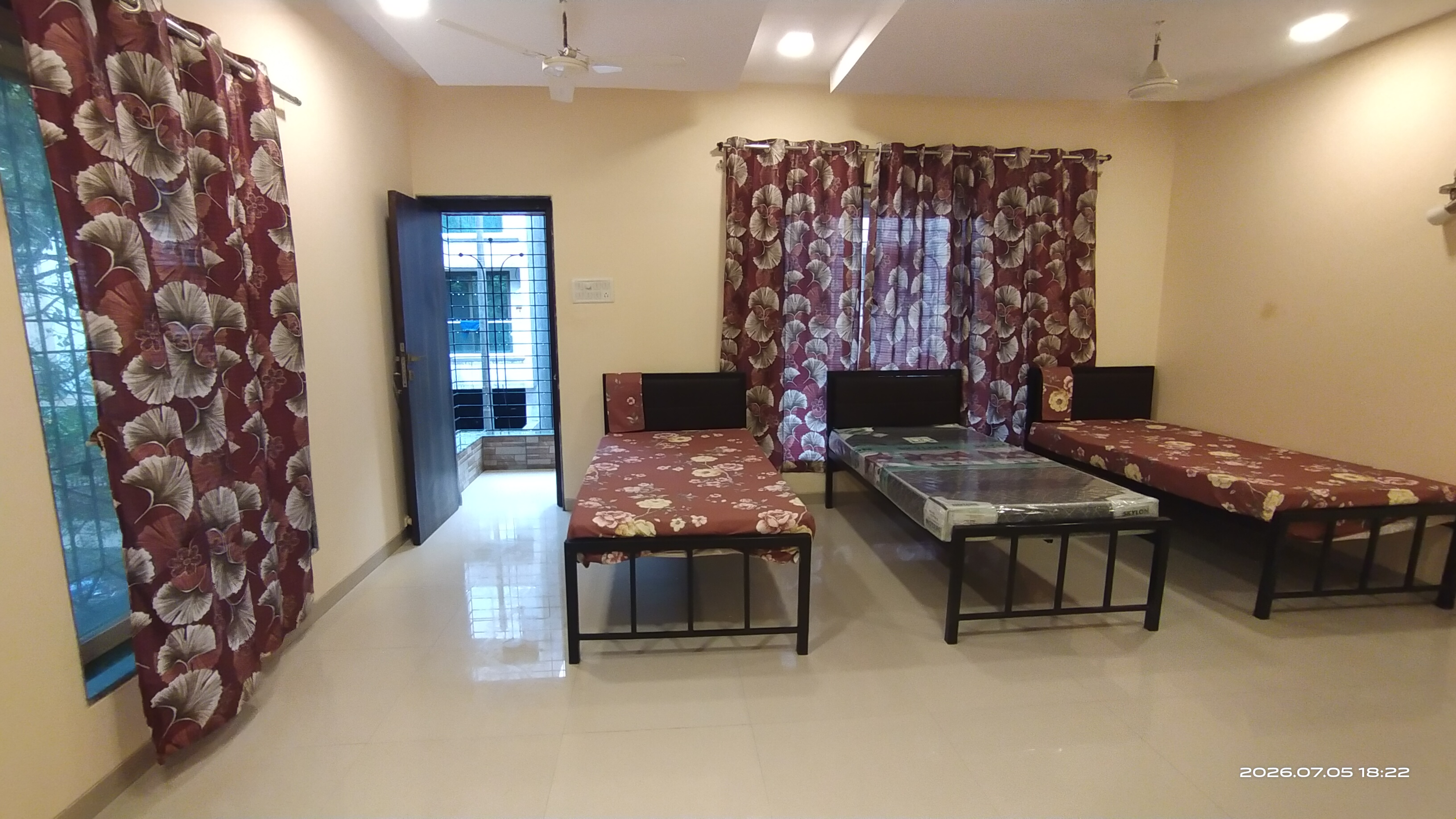 Balaji Gallery PG
