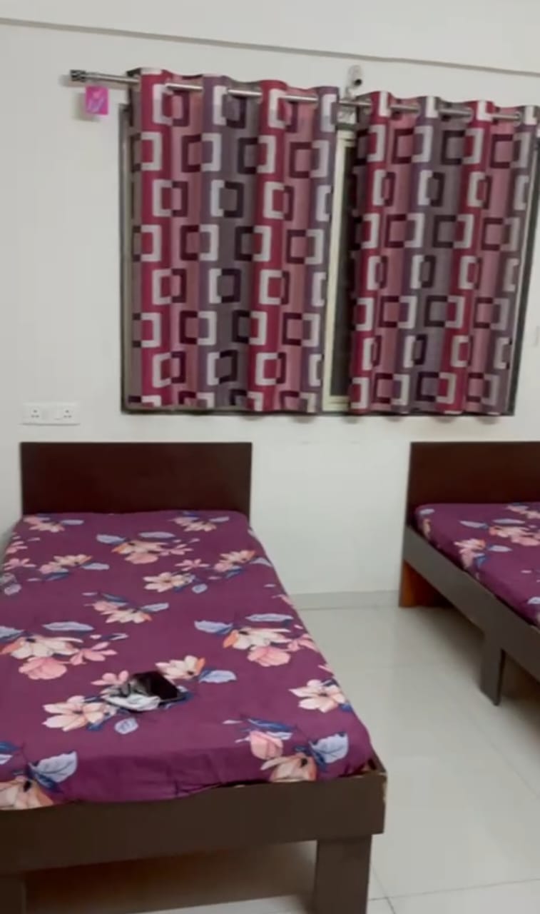 Maurya PG photo 9
