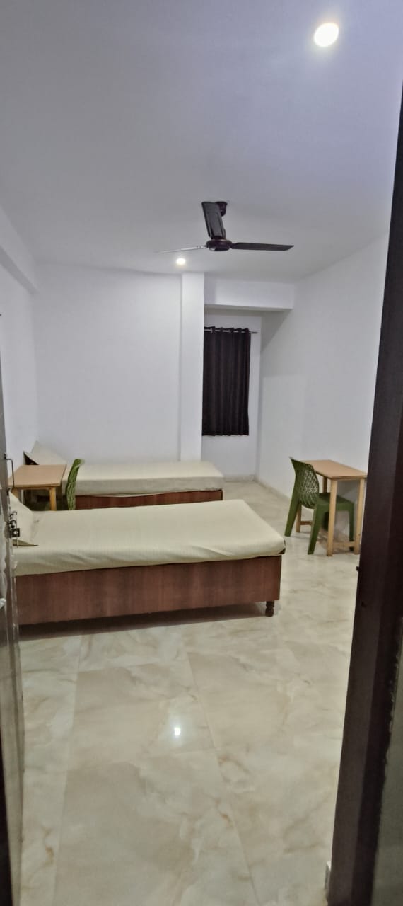 Boys and Girls Hostel photo 2