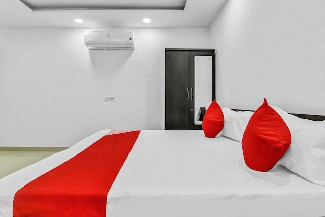 Amazing House photo 5