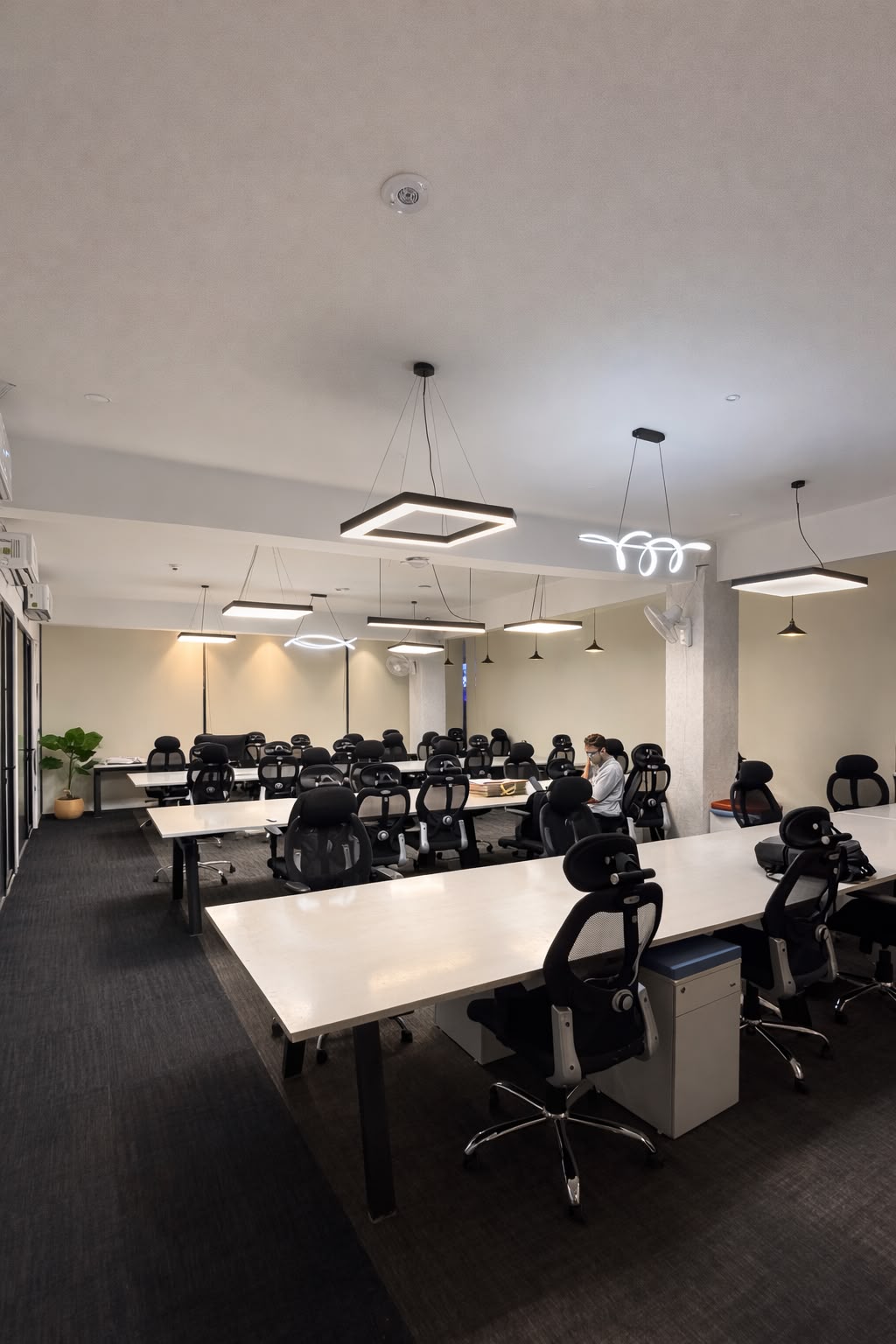 Officespaze photo 10