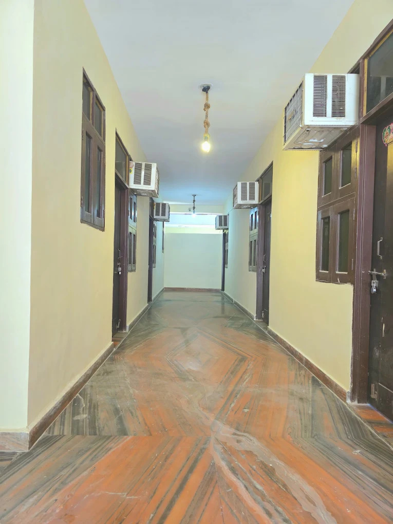 Royal Rooms photo 6