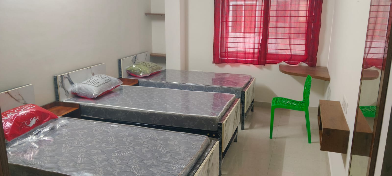 RV Coliving For Gents    photo 7