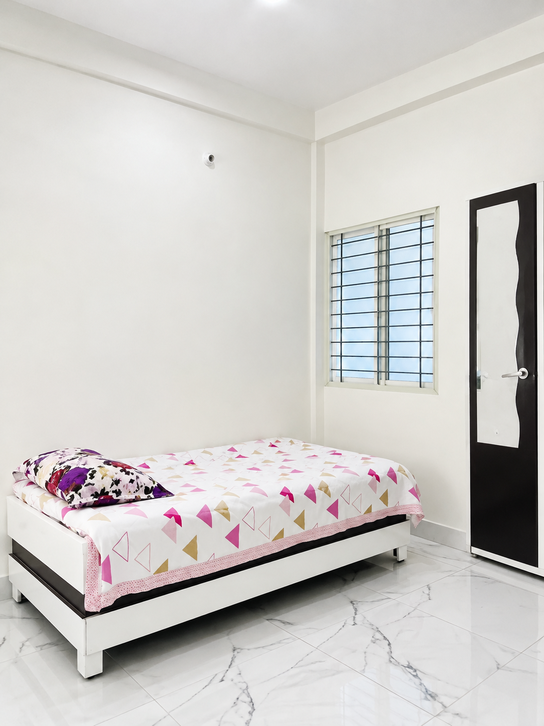 Divine Girls Hostel/PG photo 4