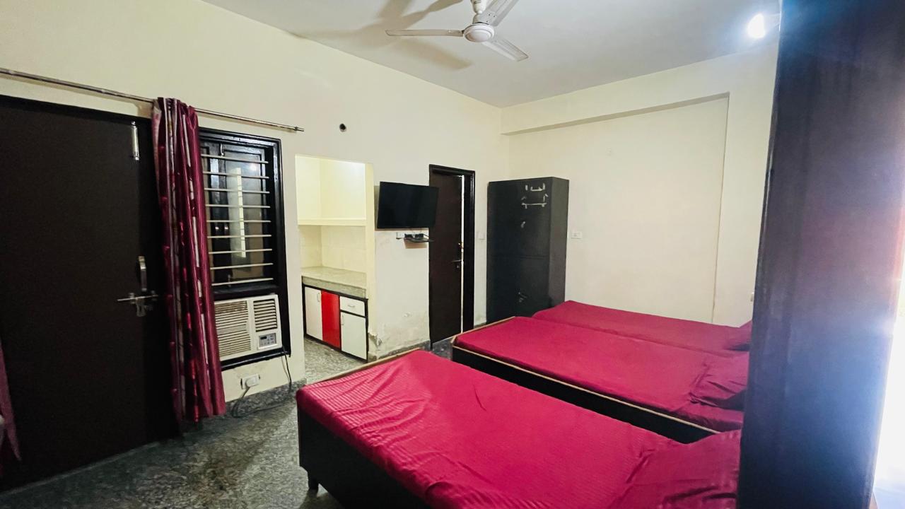 Mahadev Residency PG photo 3