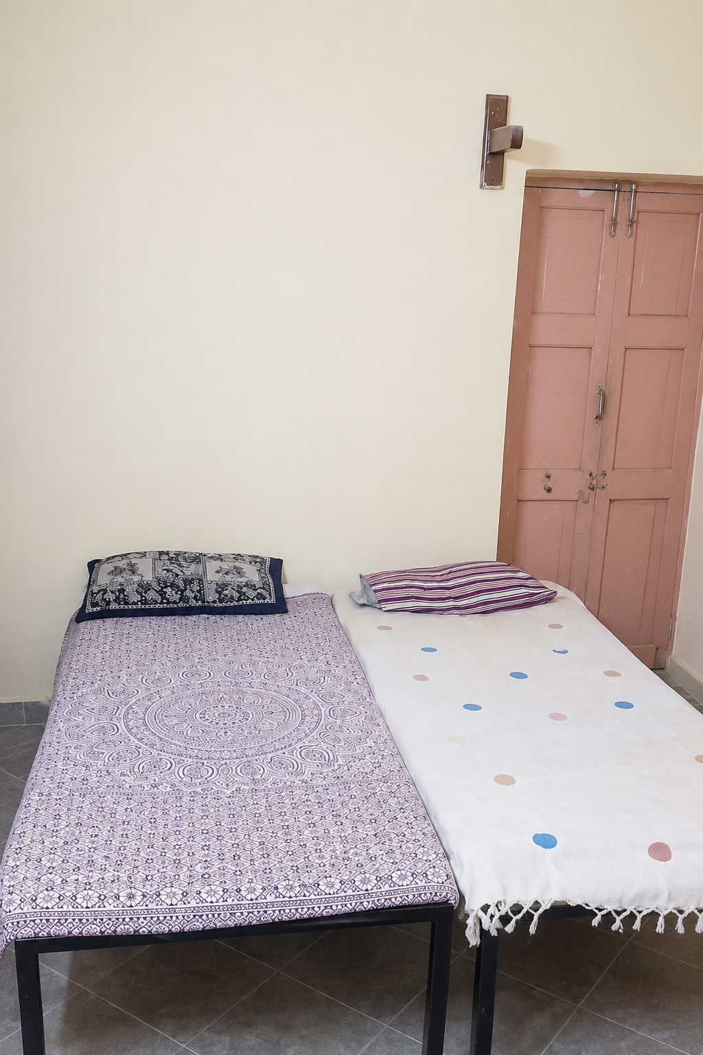 Balaji Boys Hostel & PG photo 6