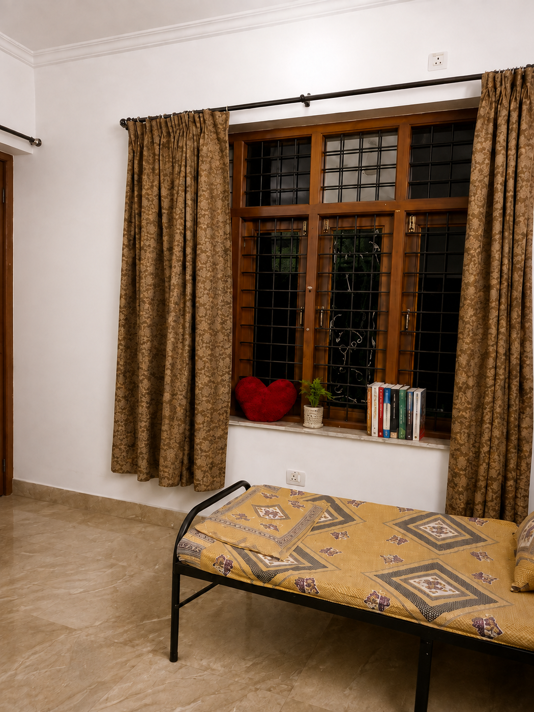 Mother Touch Girls Hostel photo 2